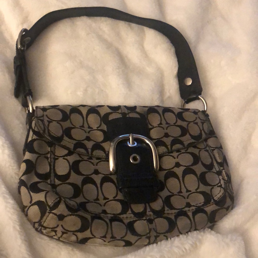 Coach Signature Collection K0673-10602 Black Leather and Fabric Shoulder bag.
